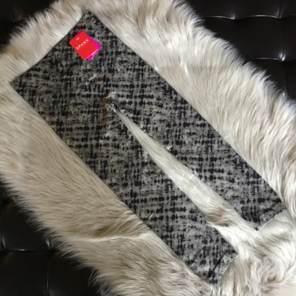 SPANX Pants - Spanx Cropped Lamn Leggings Gray Watercolor XS NWT